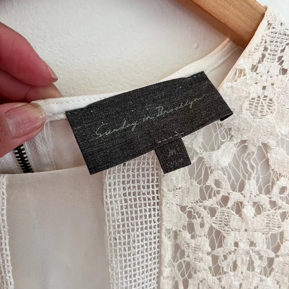 Anthropologie Lace Top - Picture 4 of 6